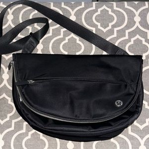 Lululemon All Night Festival Bag